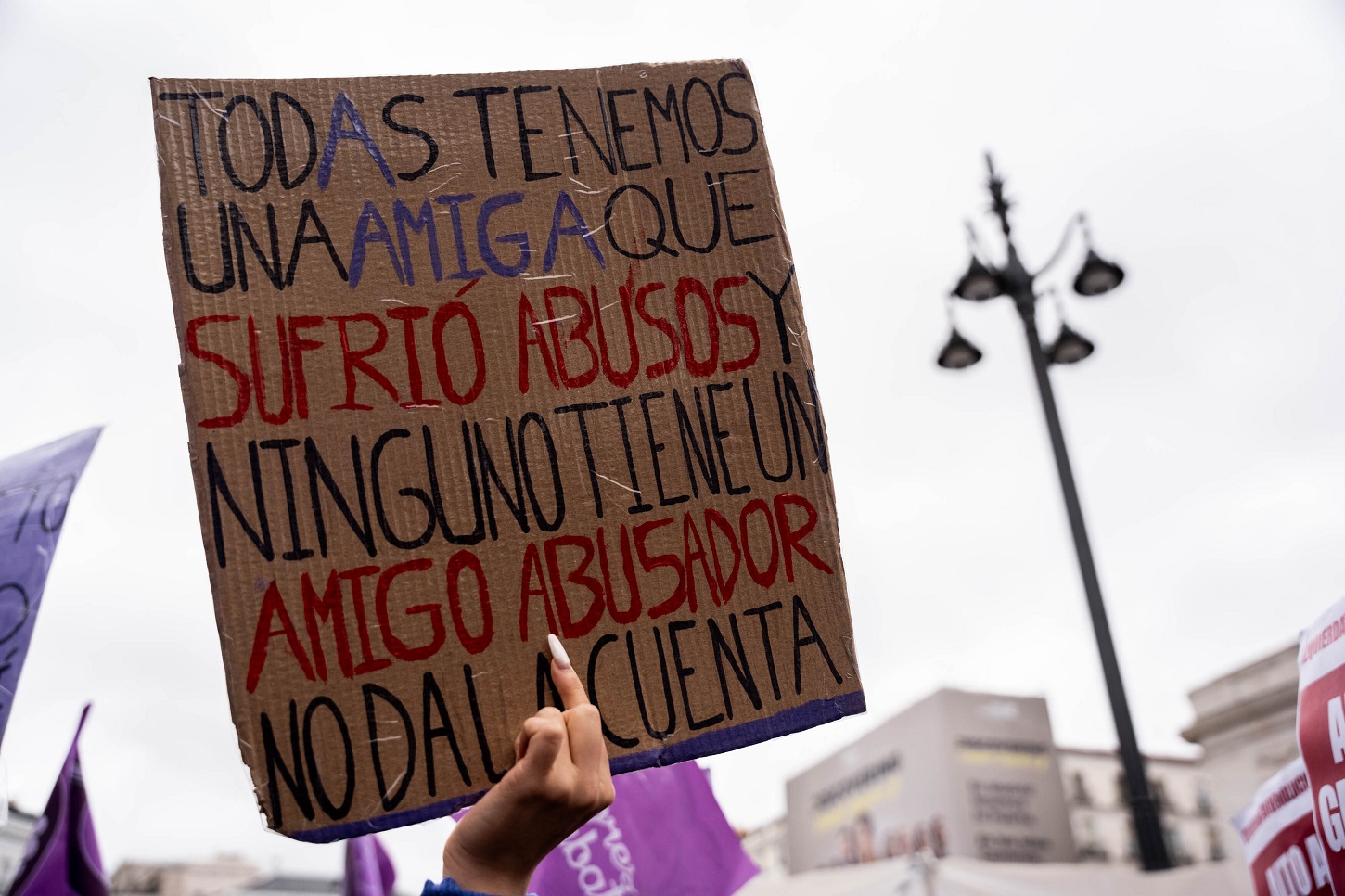 Pancarta durante una manifestación convocada por el Sindicato de Estudiantes por el 8M, en la Puerta del Sol de Madrid. EUROPA PRESS/Matias Chiofalo