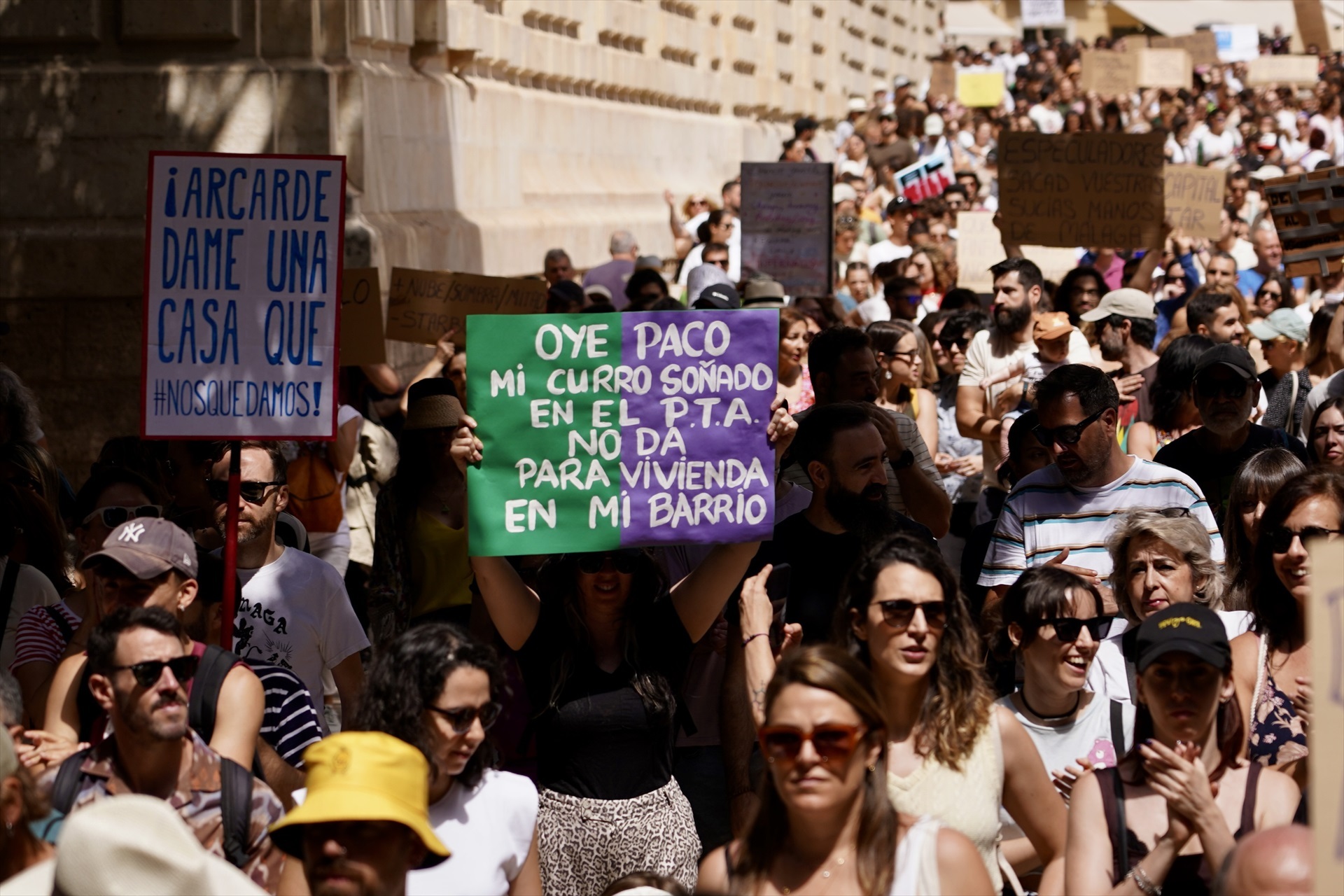 Miles de malagueños se manifestan por la dificultad de encontrar una vivienda para alquilar en la ciudad en una imagen de archivo.- Álex Zea / Europa Press