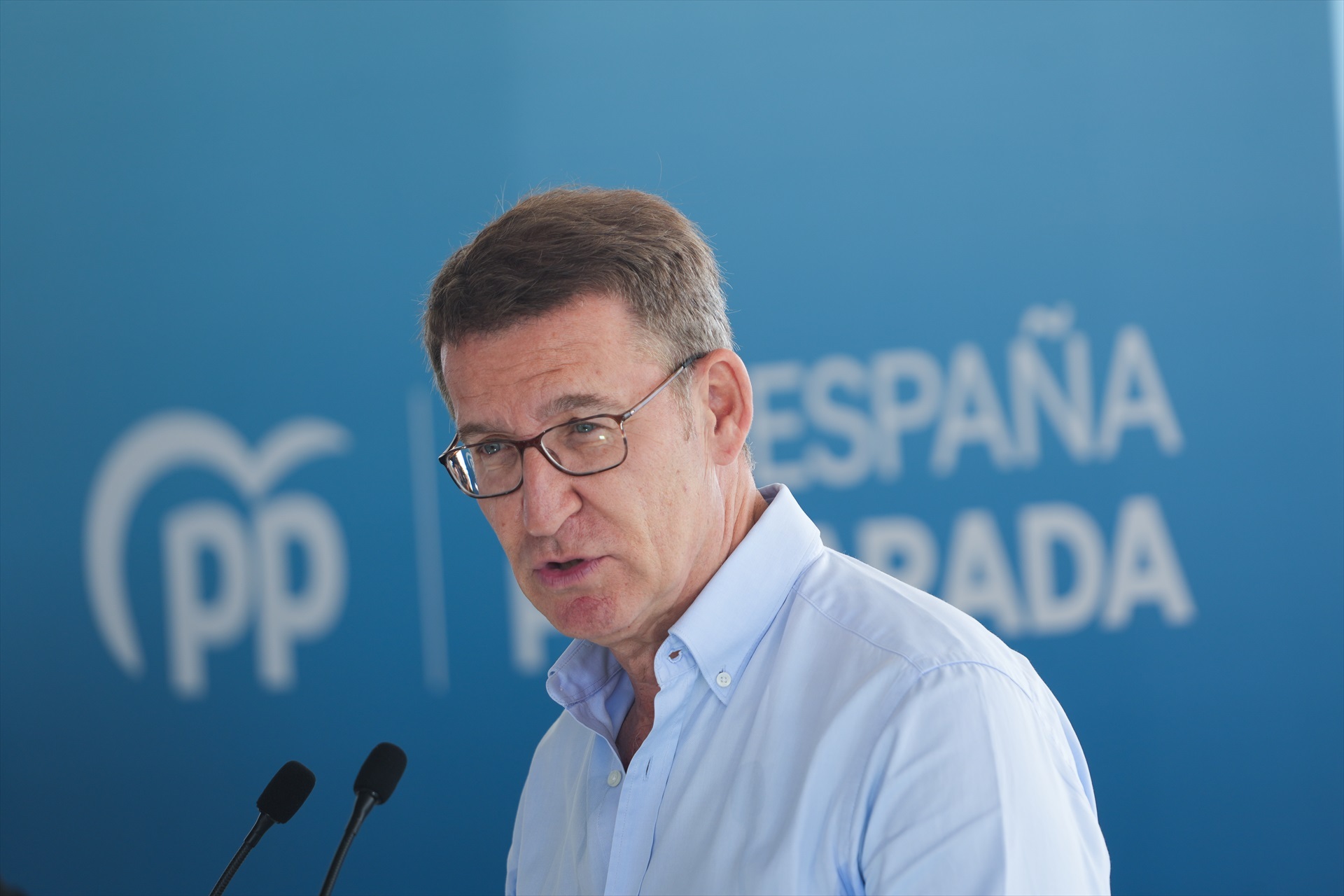El presidente del Partido Popular, Alberto Núñez Feijóo, clausura un acto sectorial en Valencia sobre sanidad, a 27 de junio de 2023. -JORGE GIL / Europa Press