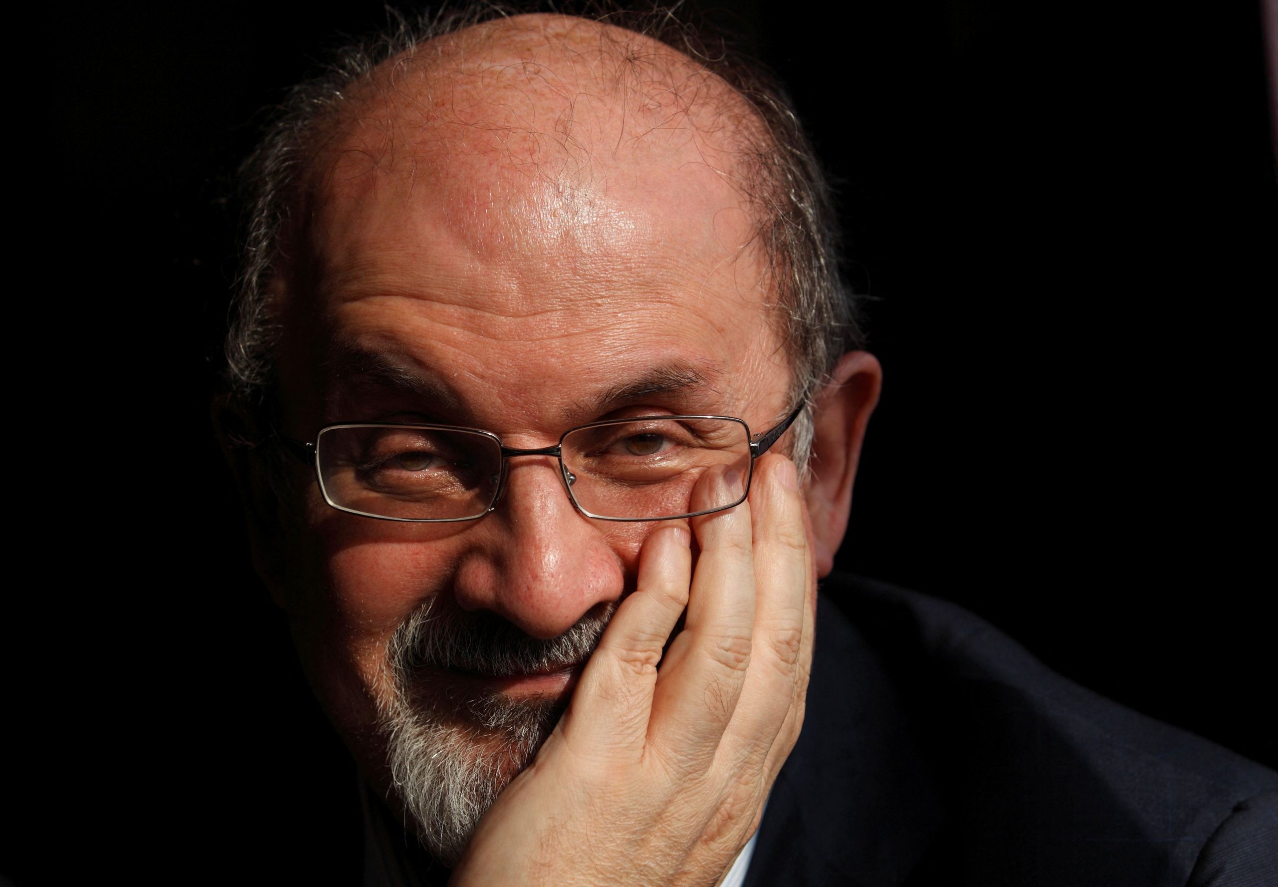 Salman Rushdie. - REUTERS / Andrew Winning