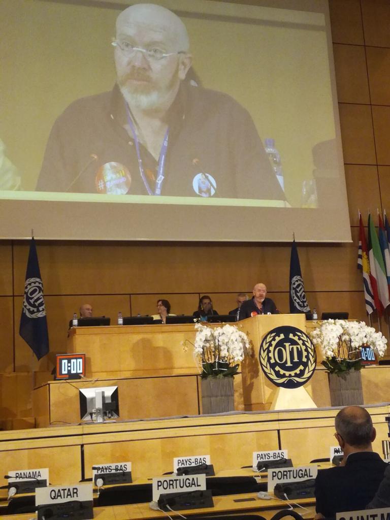 El secretario de Política Internacional de UGT, Jesus Gallego, interviene en la OIT.