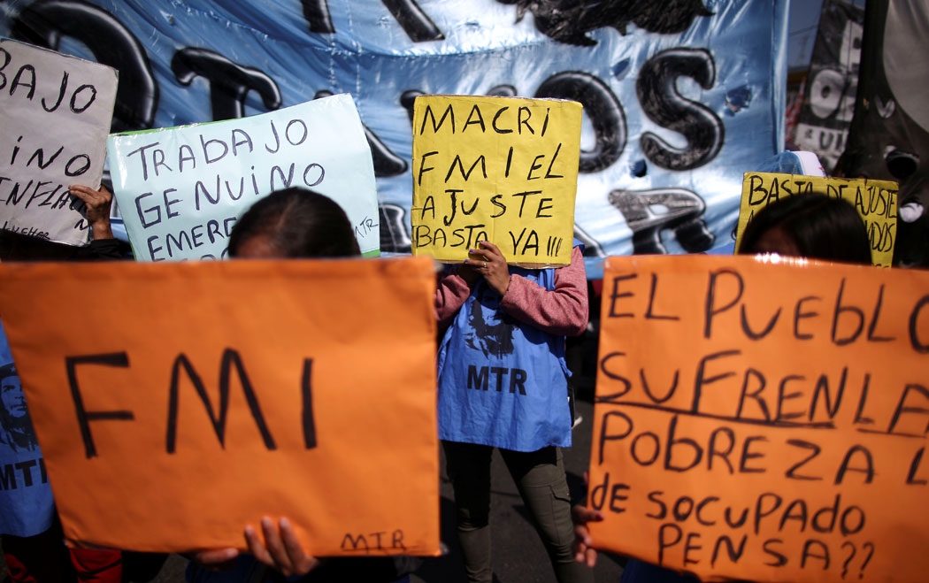 Manifestación contra las medidas económicas del gobierno del presidente argentino Mauricio Macri. REUTERS / Agustin Marcarian