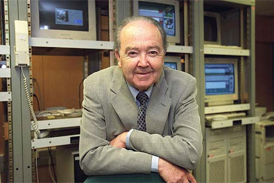 José Vidal Beneyto.