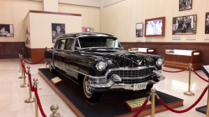 Vendo Cadillac de 1955 porque echa humo