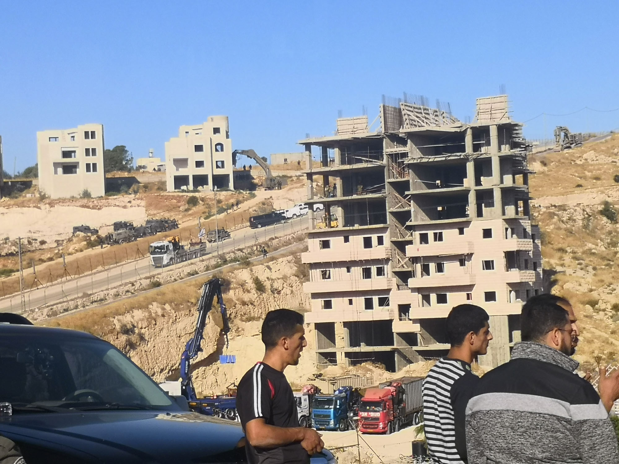 Inicio de las demoliciones en el vecindario de Wadi al- Hummus