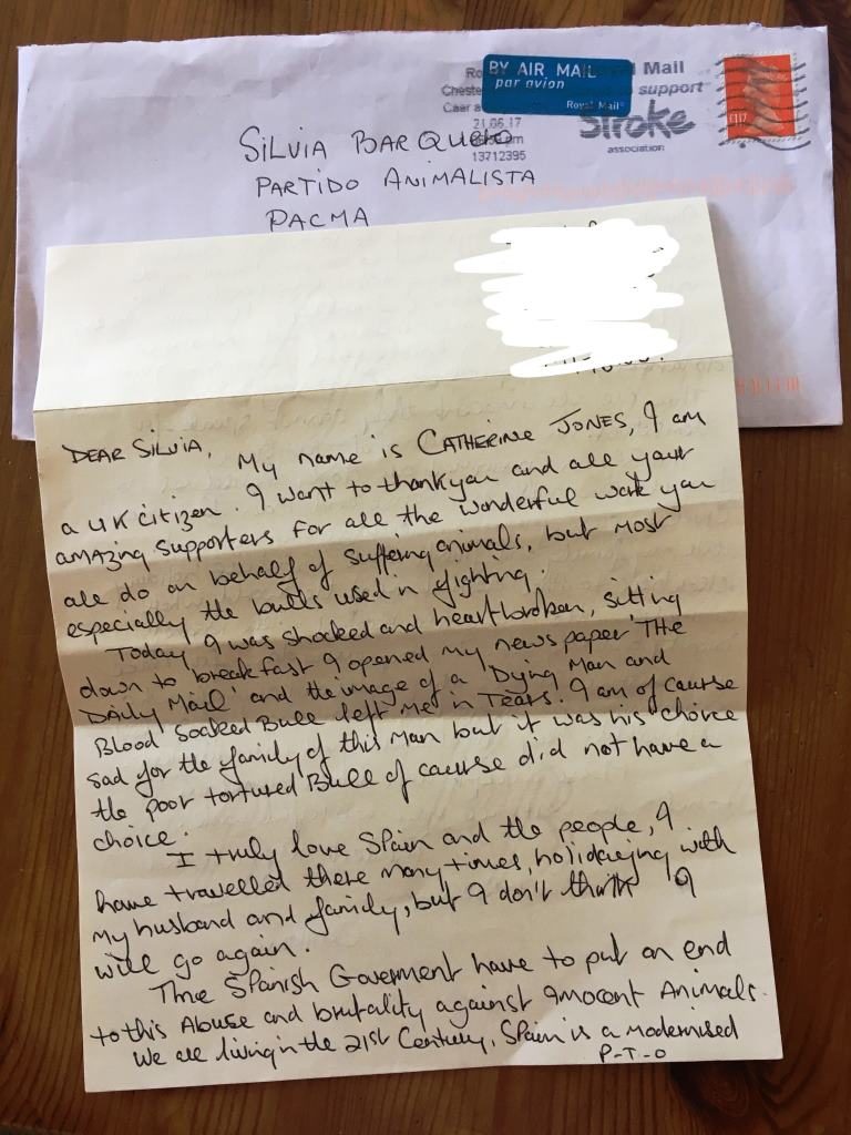 La emocionada carta de una ciudadana británica a la presidenta de PACMA
