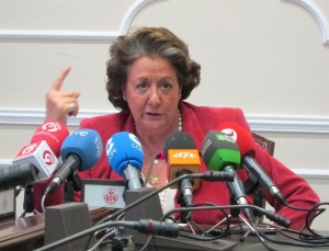 La Alcaldesa De Valencia, Rita Barberá, En La Rueda De Prensa.