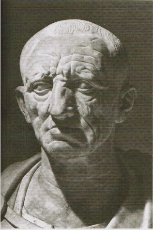 Catón el Viejo (234aC-149aC) hablaba y no paraba contra la penetración de los valores helenizantes en la cultura romana tradicional.