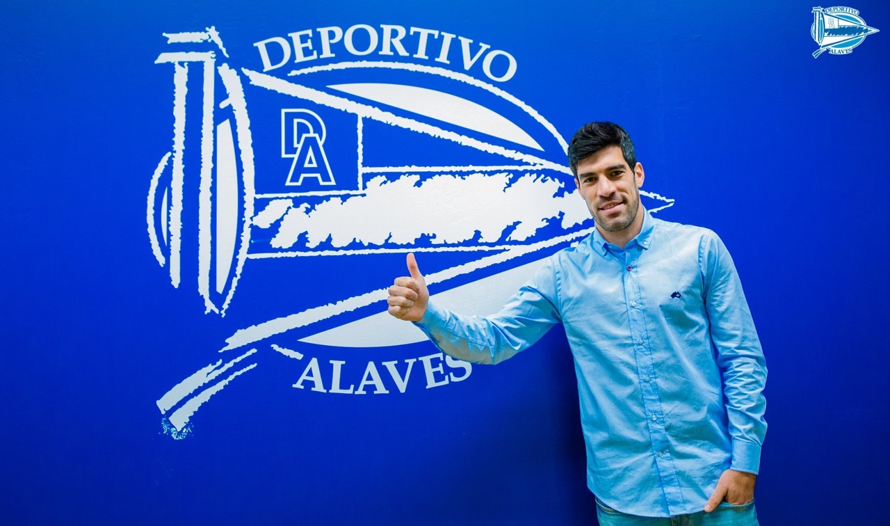 El futbolista Manu García, capitán del Deportivo Alavés.