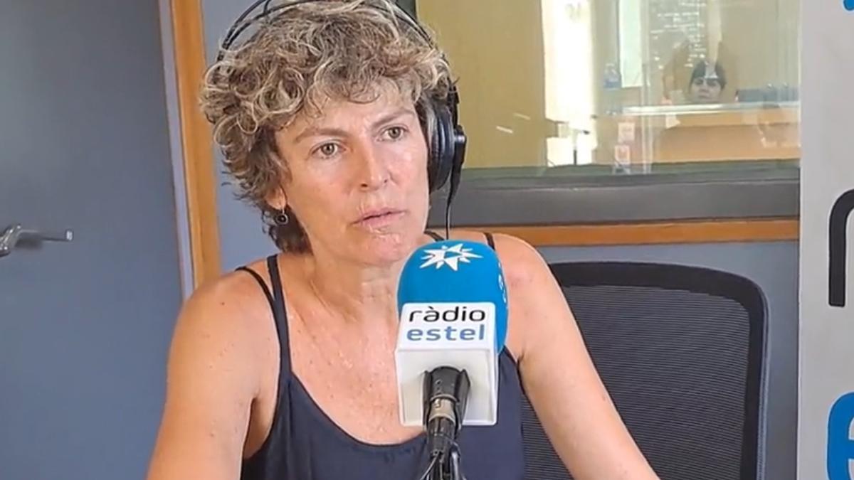 La actriz Mónica López, en Ràdio Estel.