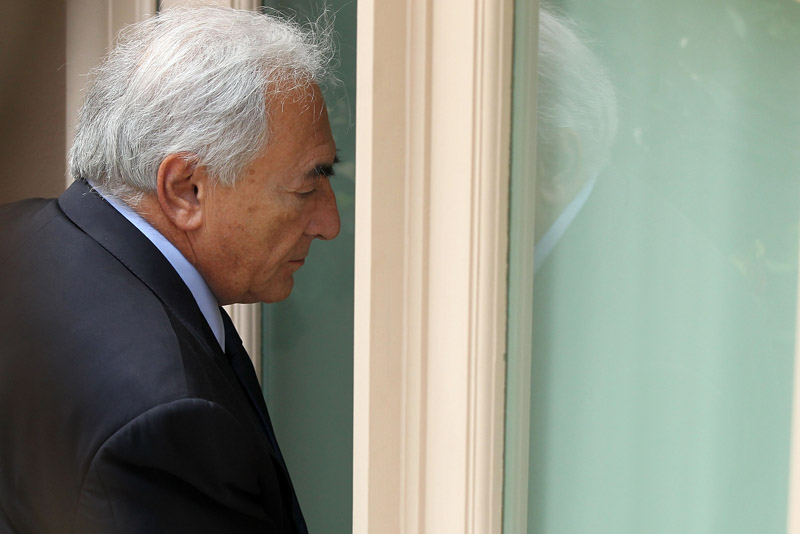 Llamando a la puerta de Strauss-Kahn