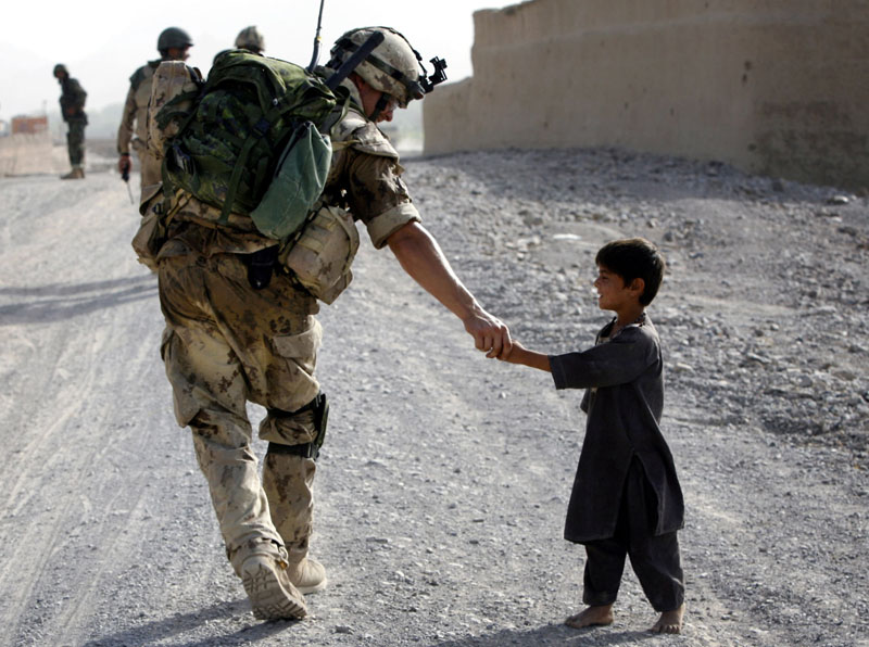 Una década de guerra en Afganistán