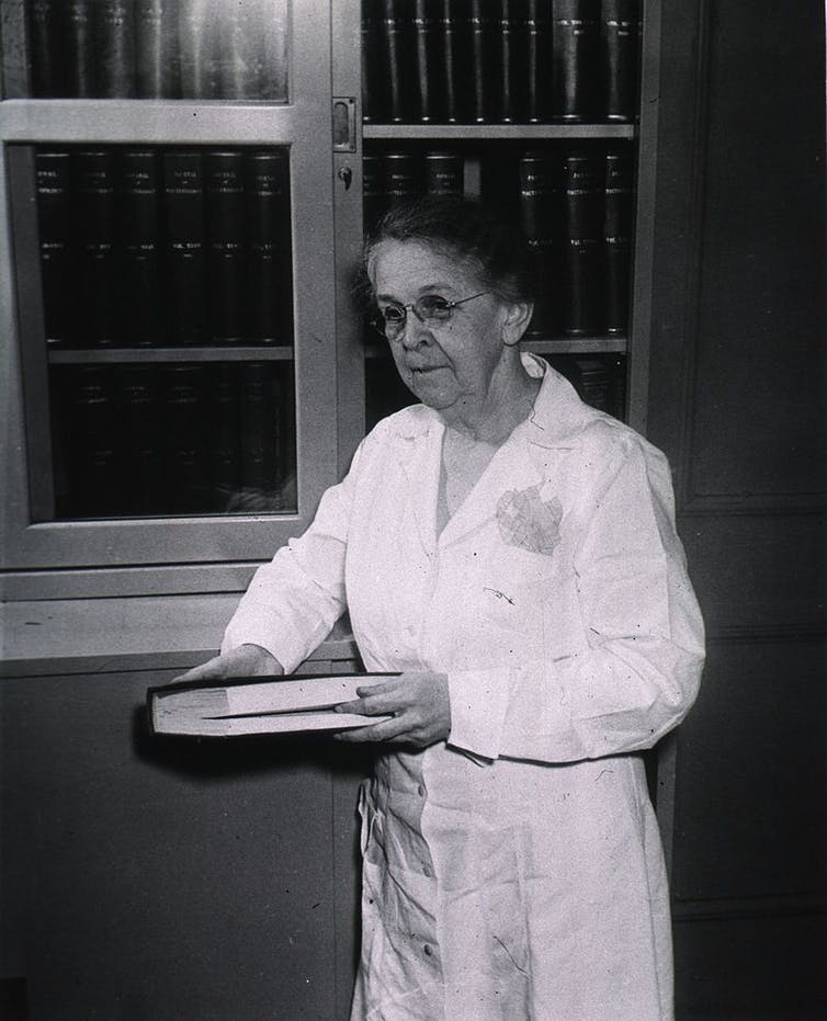 Alice Catherine Evans (1945). Wikimedia Commons