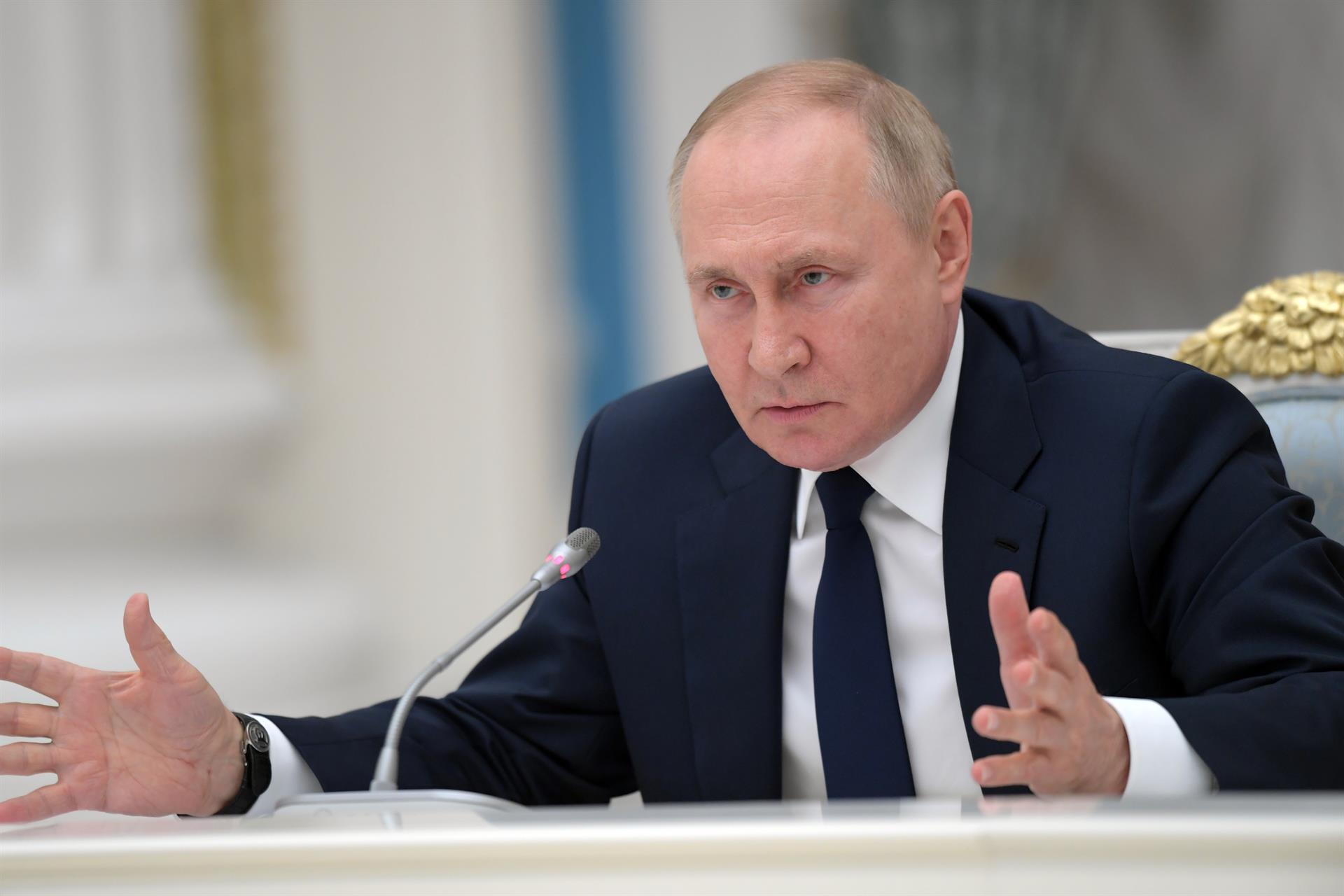 El Presidente de Rusia, Vladimir Putin, durante su intervención en la cámara baja de la Asamblea Federal de Rusia. -Agencia EFE 