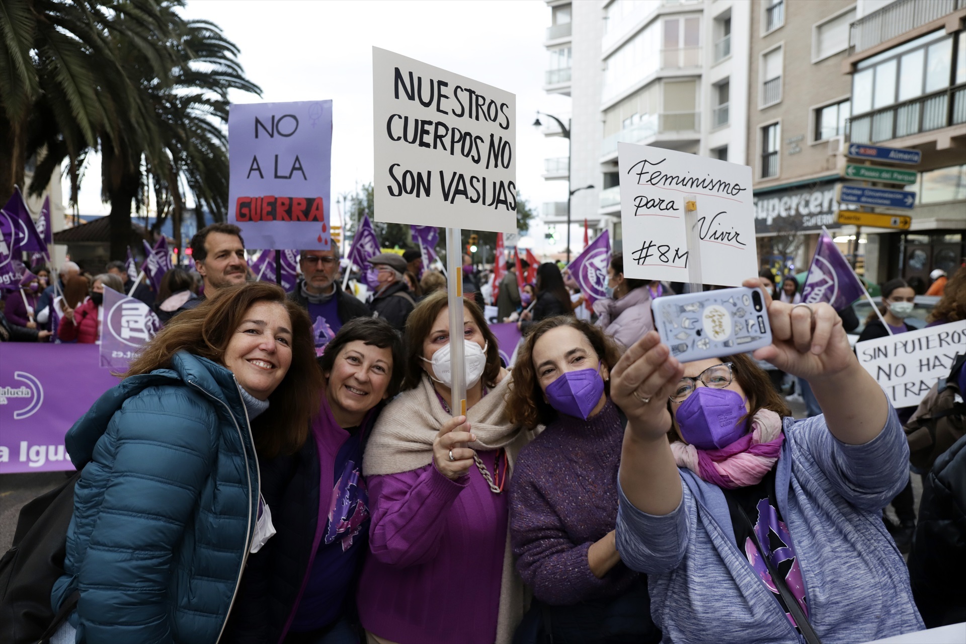 Movilización feminista por el 8M, Internacional de la Mujer a 8 de marzo de 2022 en Málaga, (Andalucía, España). -Álex Zea / Europa Press