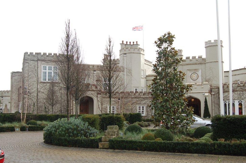 Residencia de Ramón Cabrera en Inglaterra, convertida en el club de golf Wentworth, centro de la urbanización de lujo con el mismo nombre, en el pueblo de Virginia Water.