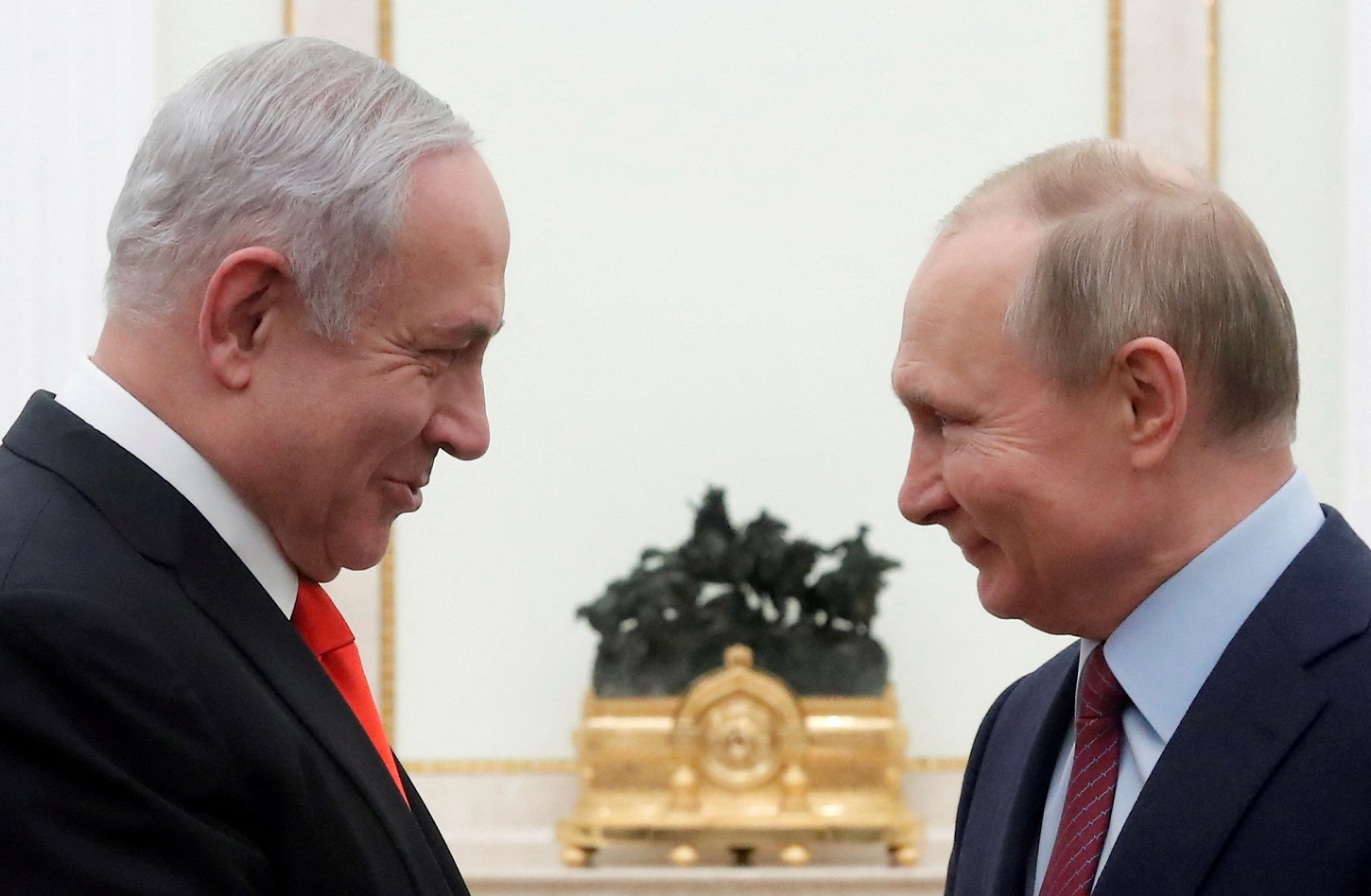 Foto de enero de 2020 de Vladimir Putin y Benjamin Netanyahum, en un encuentro en Moscú. REUTERS/Maxim Shemetov/Pool