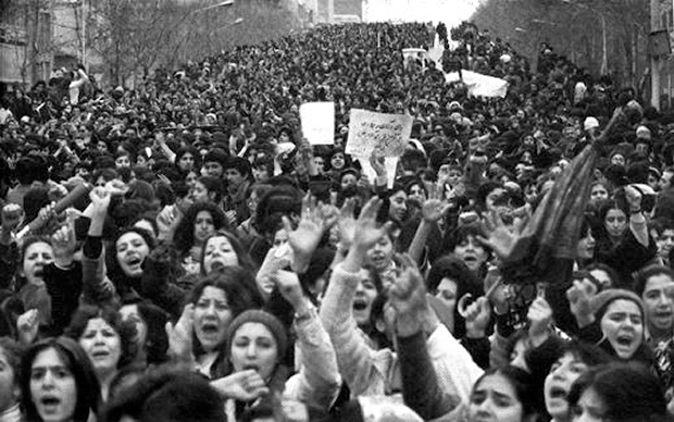 Teherán, 8 de marzo del 1979, en protesta por la imposición del velo