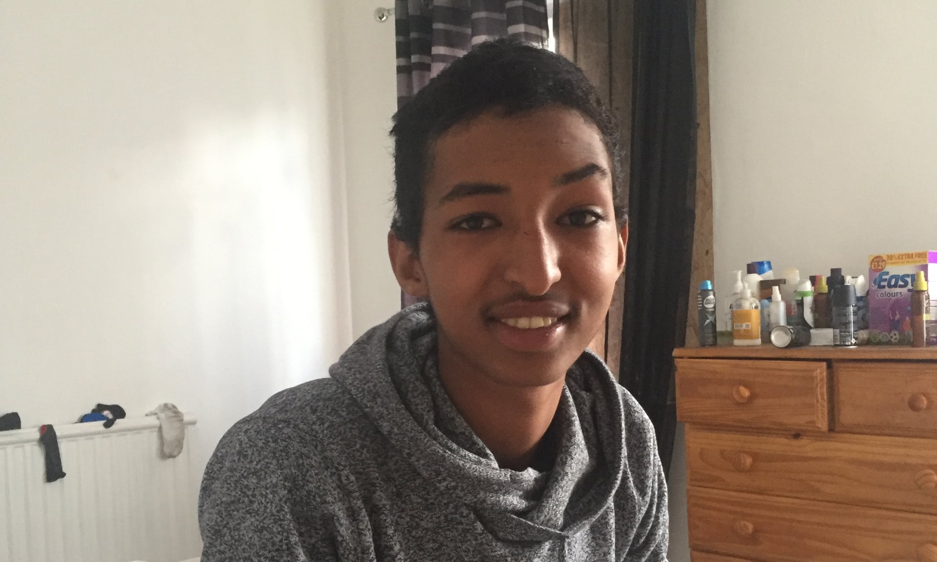 Alexander Tekle, de 18 años, se quitó la vida en junio del 2018 en el Reino Unido