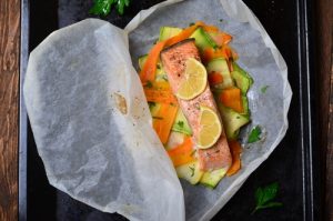 Receta de salmón a la papillote con verduras