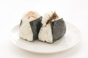 Receta gohan o arroz blanco japonés.