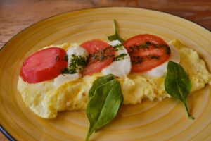 Tortilla caprese. 