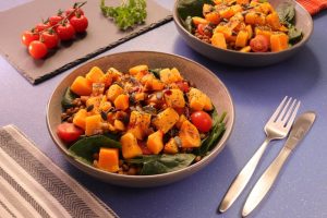 Ensalada de lentejas y calabaza asada.