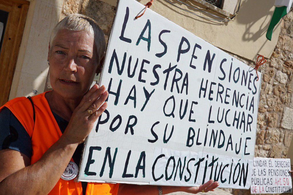 Pensionista participando en las marchas de Bilba y Rota a Madrid. Foto #404 Comunicación Popular