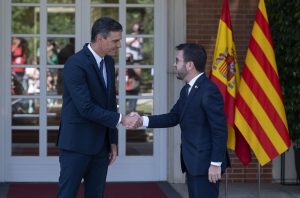 De los indultos de Sánchez a los apuros de Aragonés