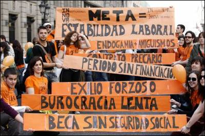 Manifestación de jóvenes investigadores cientificos. Foto: Gabriel Pecot / Público.