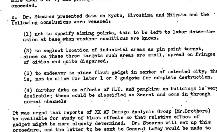 Fragmento del memorando de la 3ª reunión del Comité de Objetivos para la bomba atómica, donde ya se recomienda apuntar directamente a los centros urbanos.