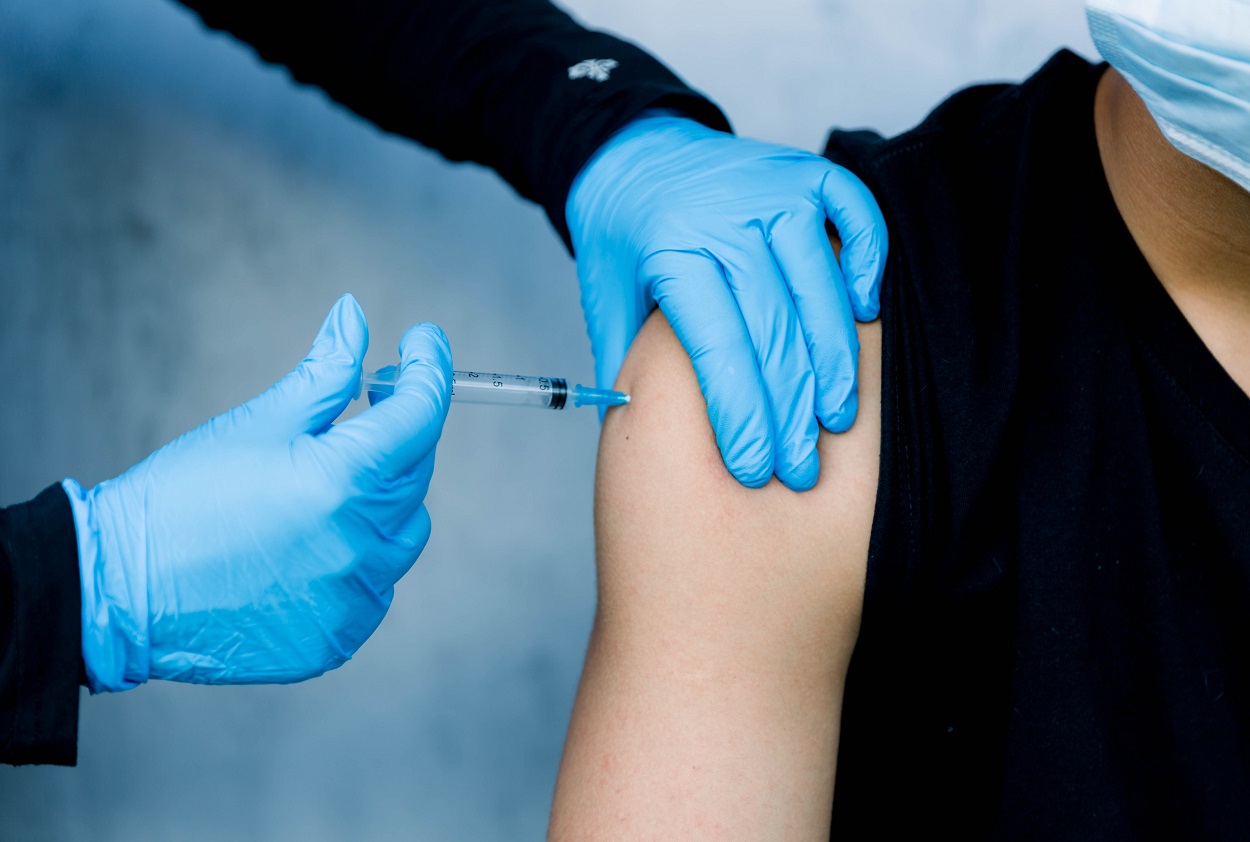 Vacunación y COVID-19: Verdades, mentiras, dudas y tonterías